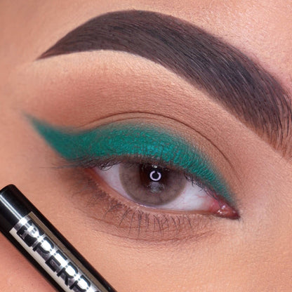 PERPAA Longwear Highly Pigmented Metallic Green Kohl Kajal Combo