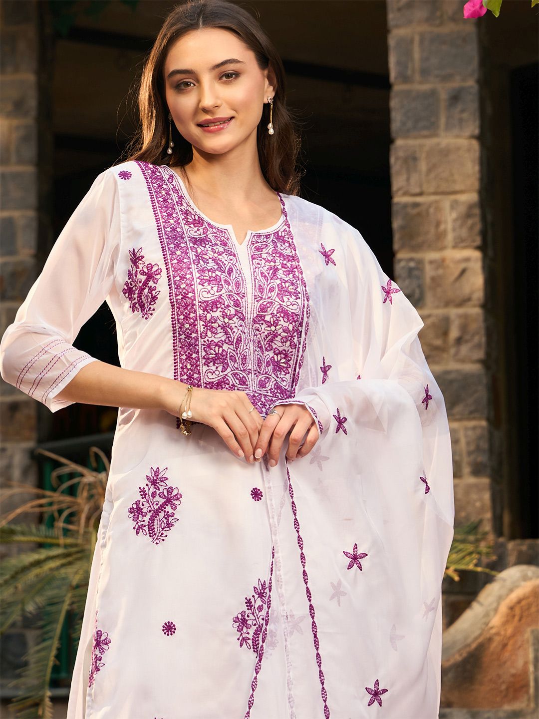 Floral Embroidered Regular Thread Work Kurta with Trousers & Dupatta