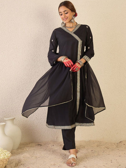 Indyancart IE Ethnic Motifs Embroidered Angrakha Kurta With Trousers & Dupatta