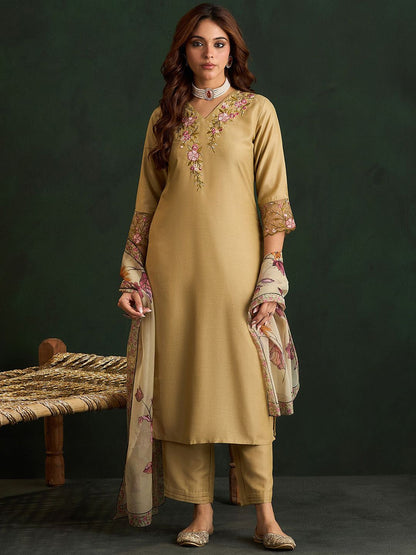 Indyancart IE Women Floral Embroidered Regular Thread Work Kurta with Trousers & With Dupatta