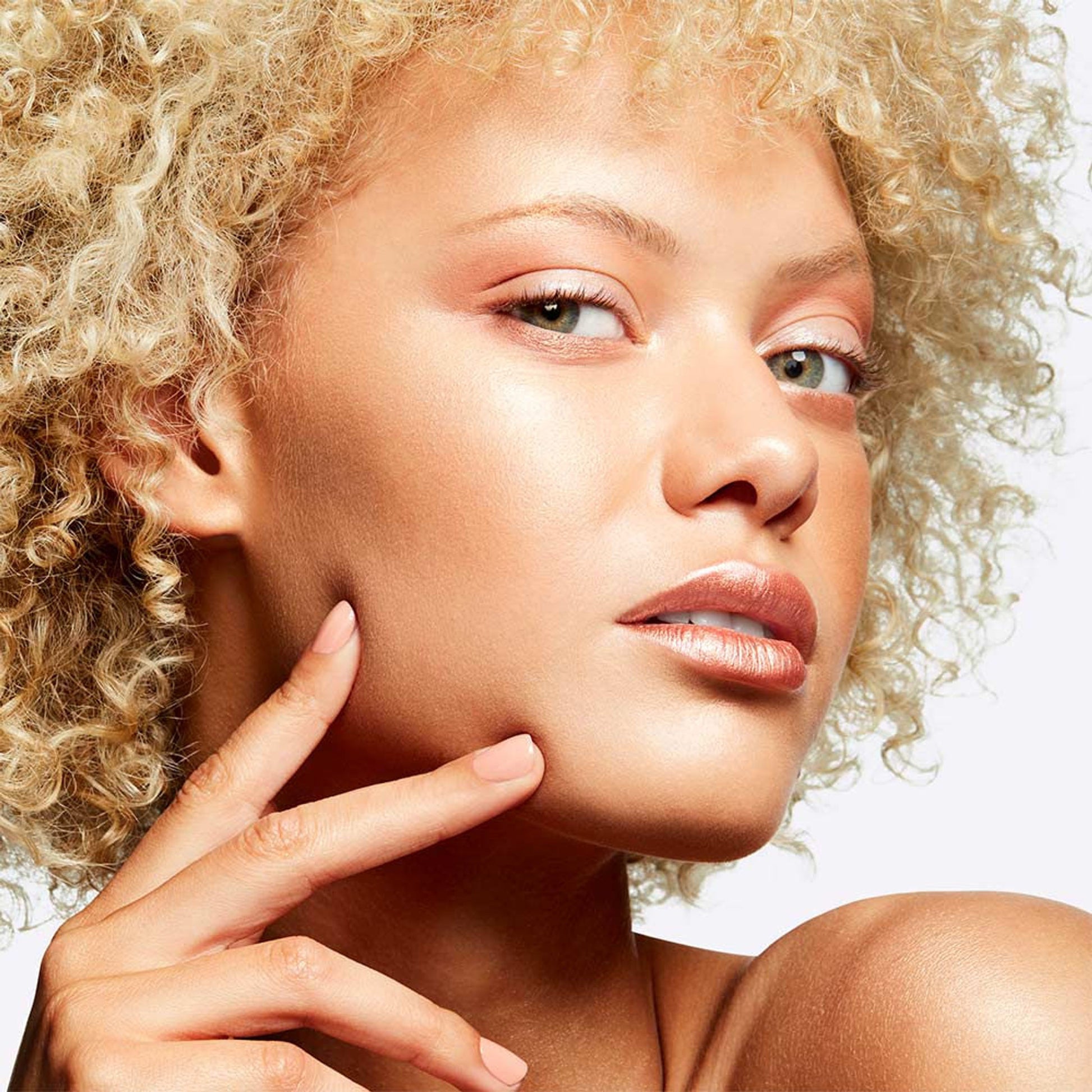M.A.C Extra Dimension Skinfinish Powder - Oh, Darling!