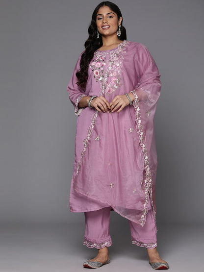 Indyancart IE Plus Size Floral Embroidered Regular Thread Work Kurta with Trousers & Dupatta