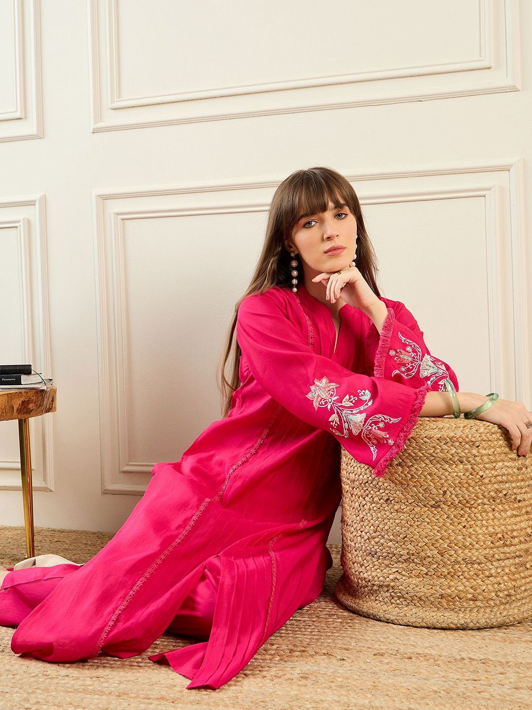 Dhiyona IE Women Magenta Kurta Sets