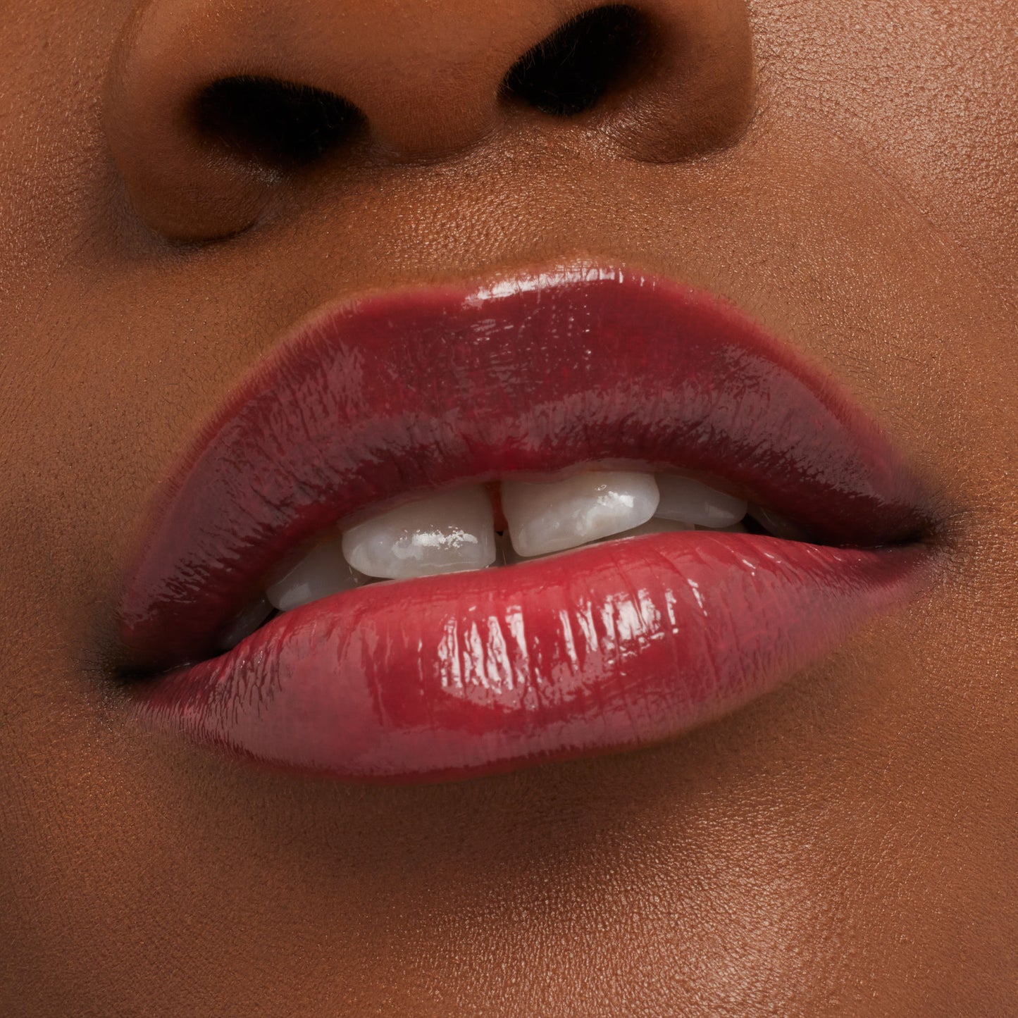 M.A.C Glow Play Tender Talk Lip Balm - Banter