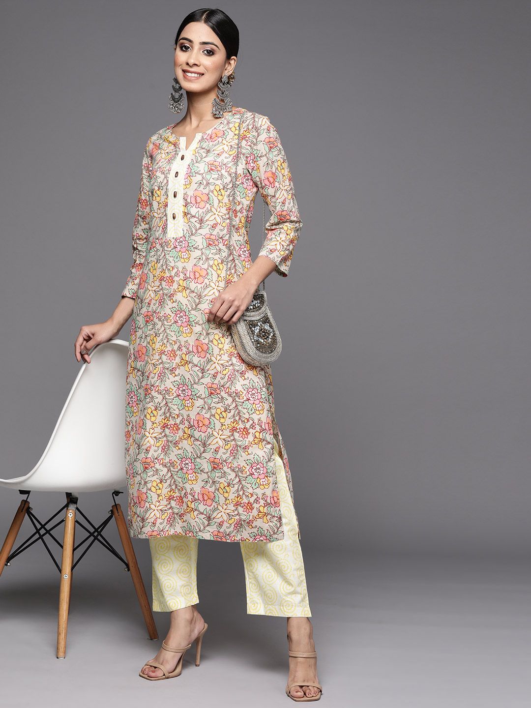 Indyancart VA Women's Beige Floral Printed Beads and Stones Pure Cotton Kurta with Trousers