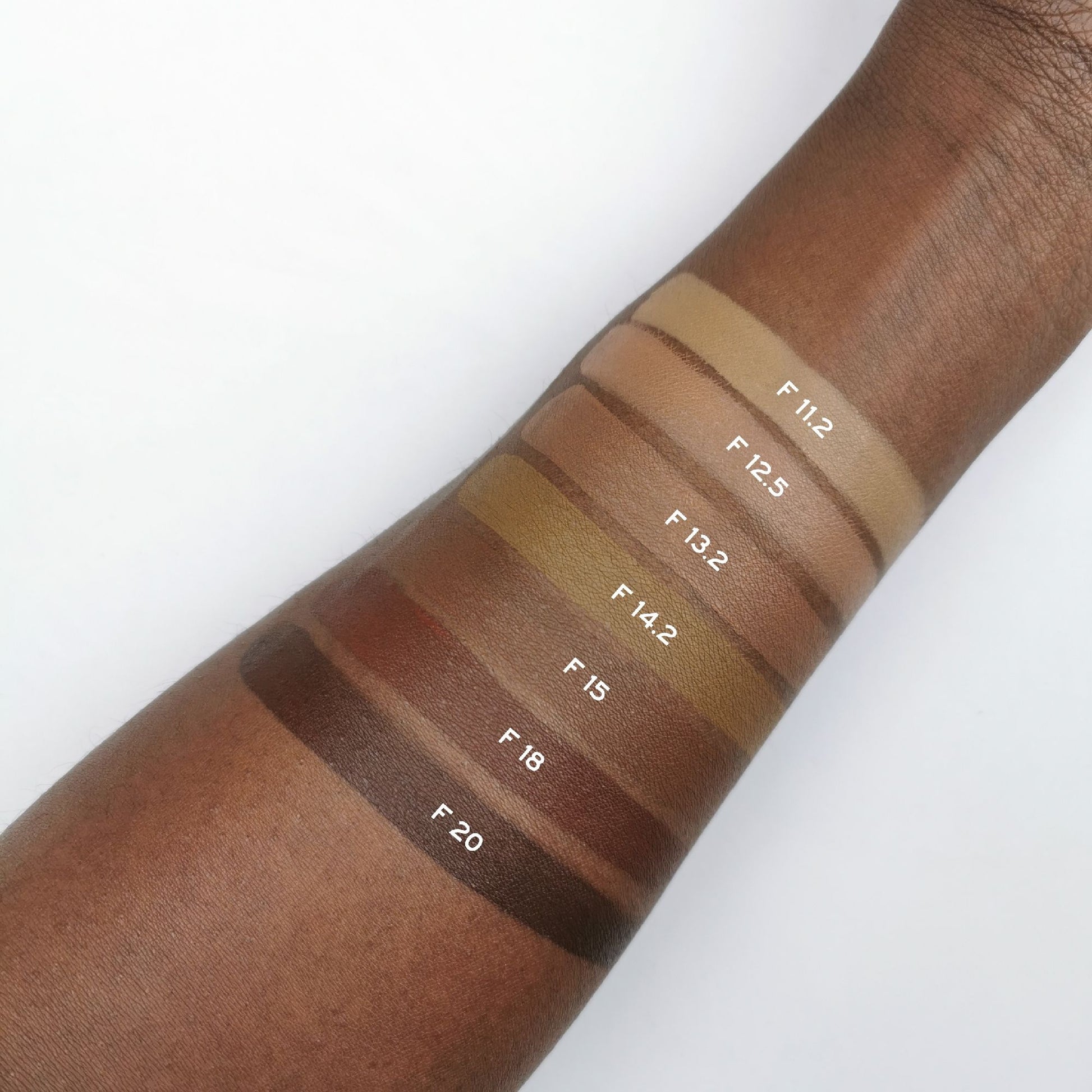 Revolution Relove Super Serum Foundation - F12.5
