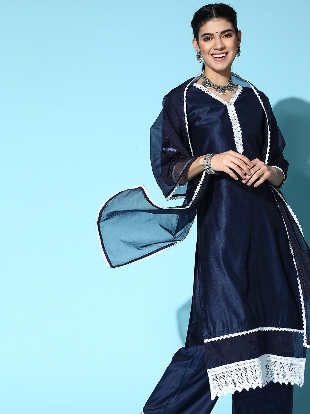 Indyancart IE Solid Poly-Georgette Lace Kurta Set
