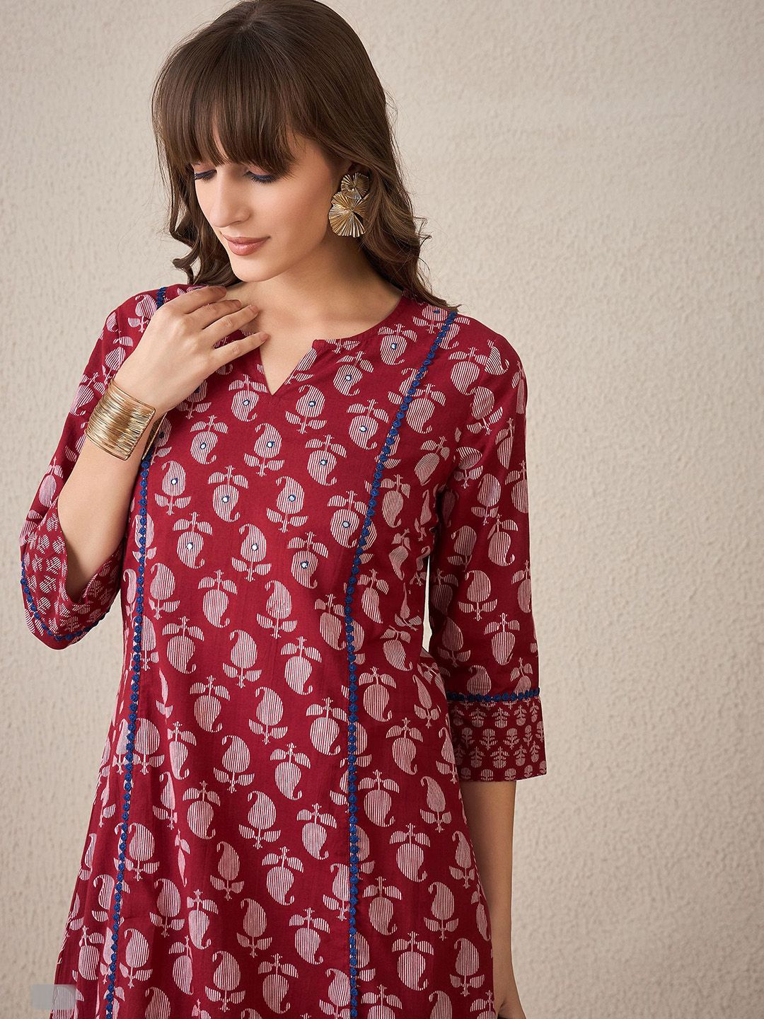 Dhiyona IE Paisley Printed Pure Cotton Notch Neck Straight Tunic And Trousers