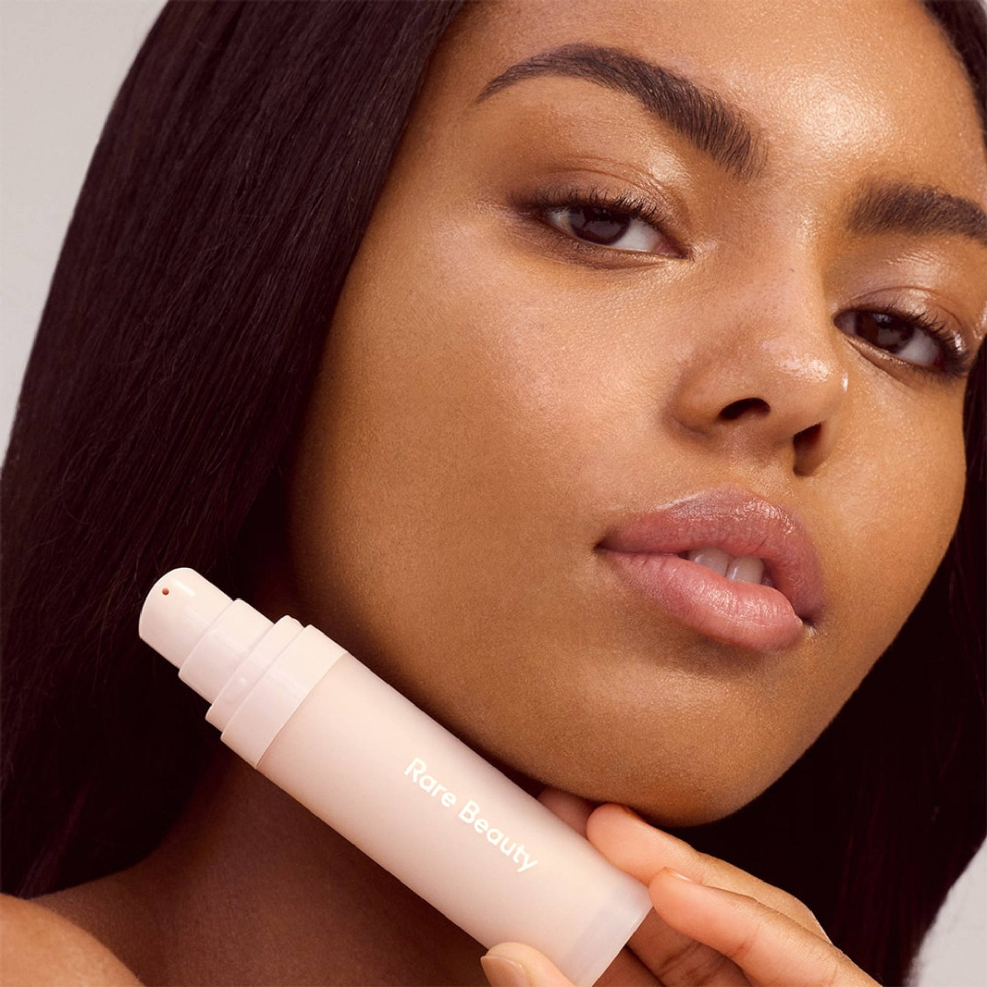 Rare Beauty Always An Optimist Illuminating Primer - Peal Nude