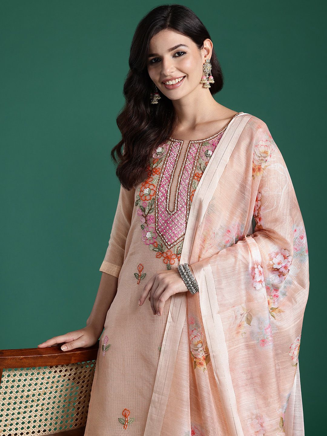 Dhiyona IE Women Floral Embroidered Thread Work Cotton Kurta with Trousers & With Dupatta