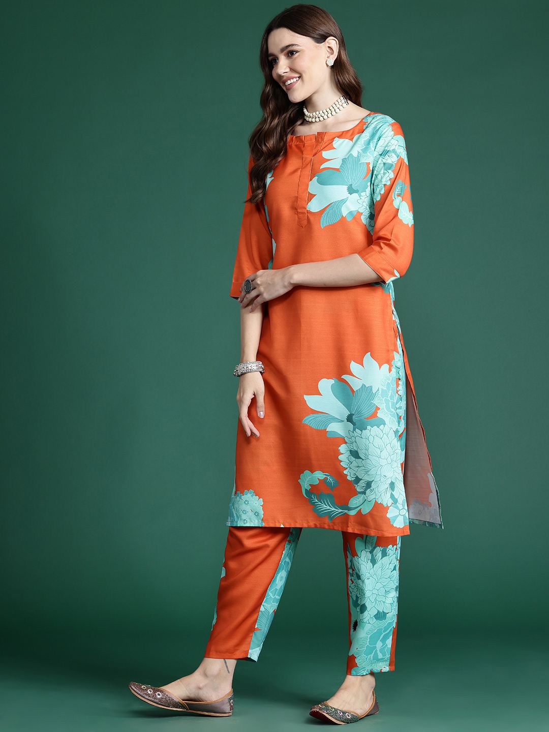 Indyancart IE Floral Printed Kurta with Trousers