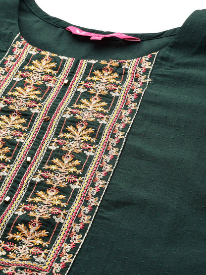 Indyancart VA Women's Green Floral Embroidered Thread Work Kurta with Trousers & With Dupatta