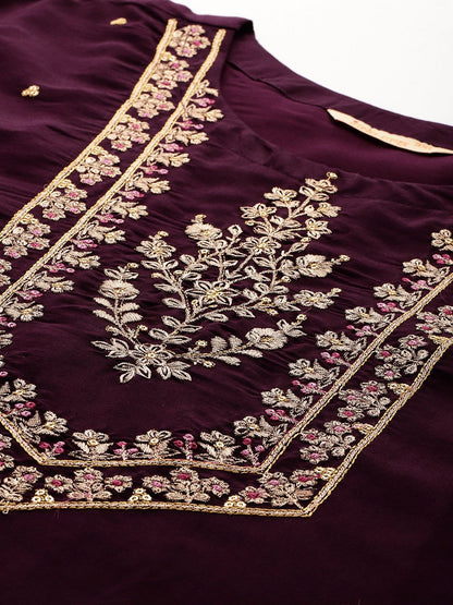 Dhiyona IE Plus Size Floral Embroidered Zari Kurta With Trousers & Dupatta