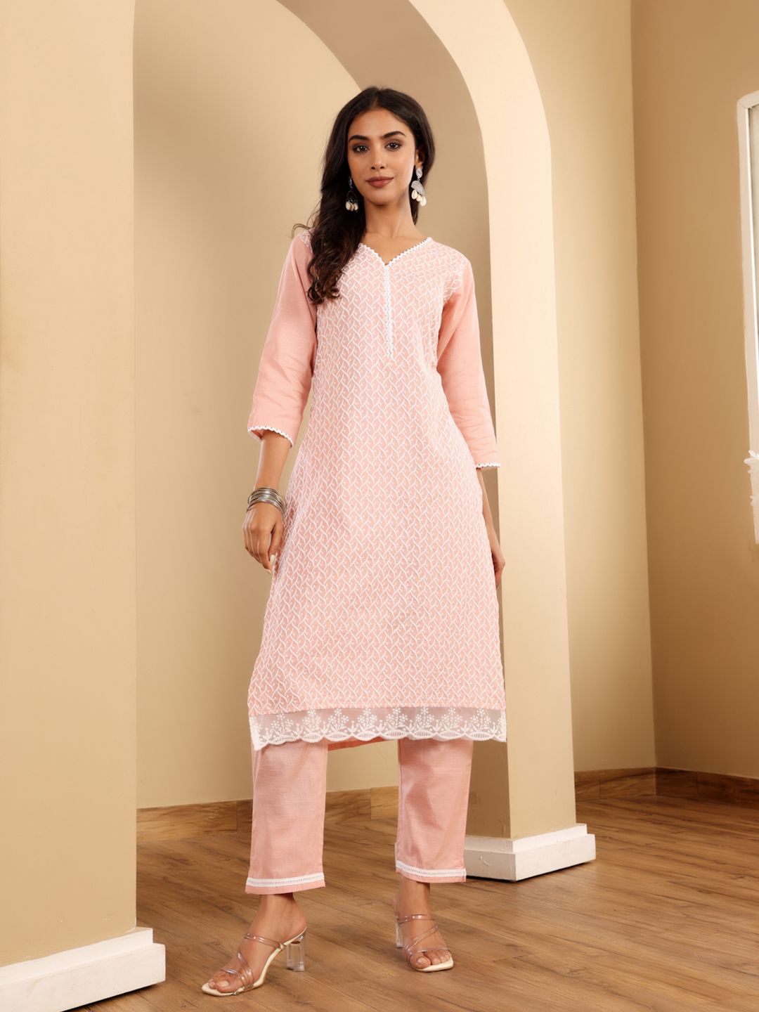 Indyancart VA Women'sFloral Embroidered Thread Work Straight Kurta With Trousers & Dupatta