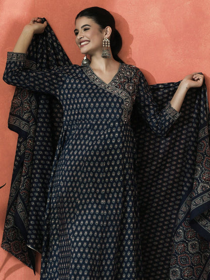 Indyancart SN Women's Floral Printed Pure Cotton V-Neck Angrakha Kurta With Trousers And Dupatta