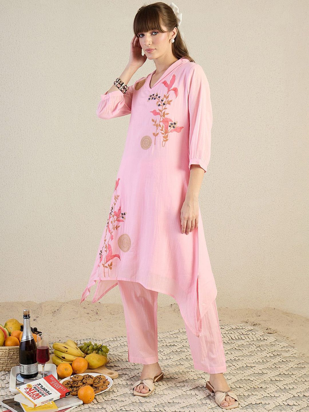 Women Floral Embroidered Cotton Kurta with Trousers