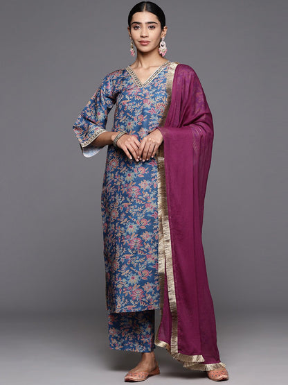 Indyancart VA Women's Paisley Printed Woolen Kurta Paired with Trousers & Printed Dupatta