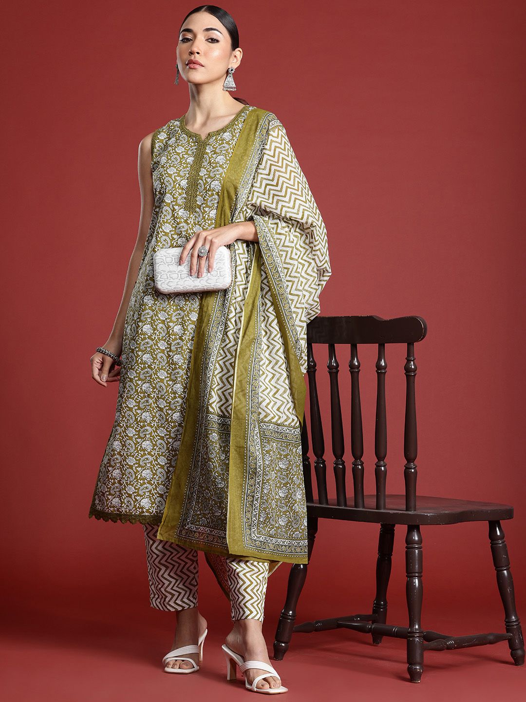 Paisley Printed Regular Pure Cotton Kurta with Trousers & With Dupatta
