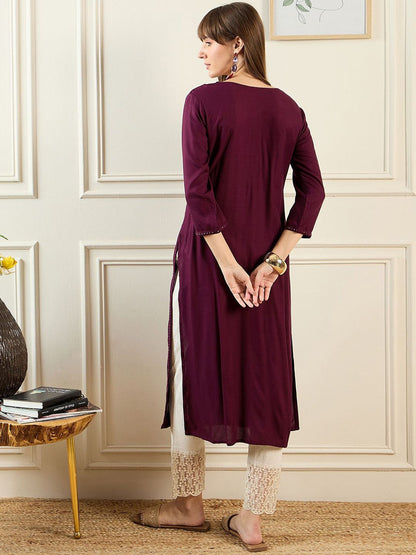Indyancart IE Women Ethnic Motifs Embroidered Sequinned Kurta