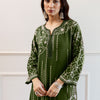 Dhiyona IE Women Printed Regular Beads and Stones Kurta with Trousers