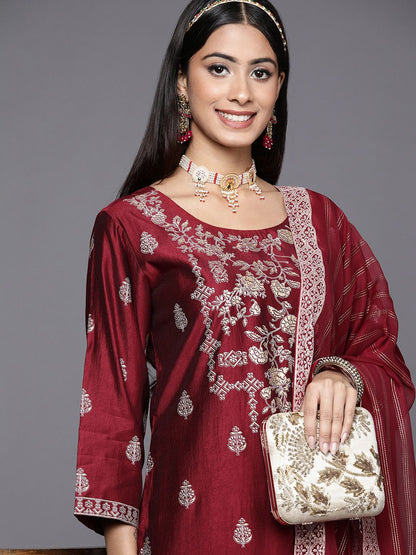 Indyancart IE Women Maroon & Golden Ethnic Motifs Printed Liva Kurta with Palazzos & Dupatta