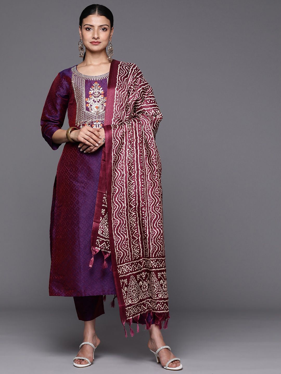 Indyancart VA Women'sFloral Embroidered Gotta Patti Kurta with Trousers & With Dupatta