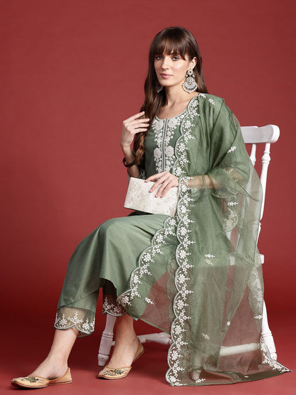 Indyancart IE Floral Embroidered Thread Work Kurta With Trousers & Dupatta