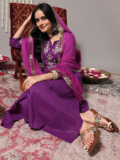 Indyancart VA Women'sFloral Yoke Design Gotta Patti Pure Cotton Kurta & Trousers With Dupatta