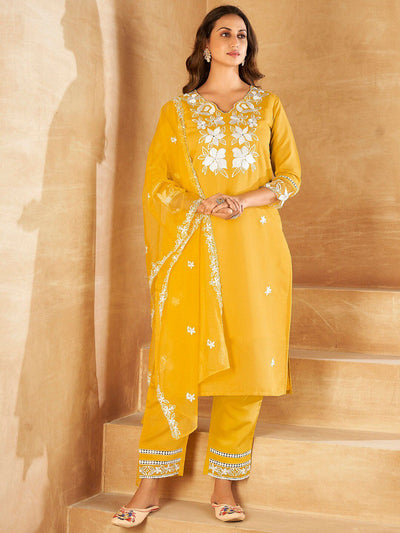 Dhiyona IE Floral Embroidered V-neck Regular Thread Work Kurta with Trousers & With Dupatta