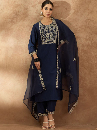 Floral Yoke Design Round Neck Straight Kurta With Trousers & Dupatta