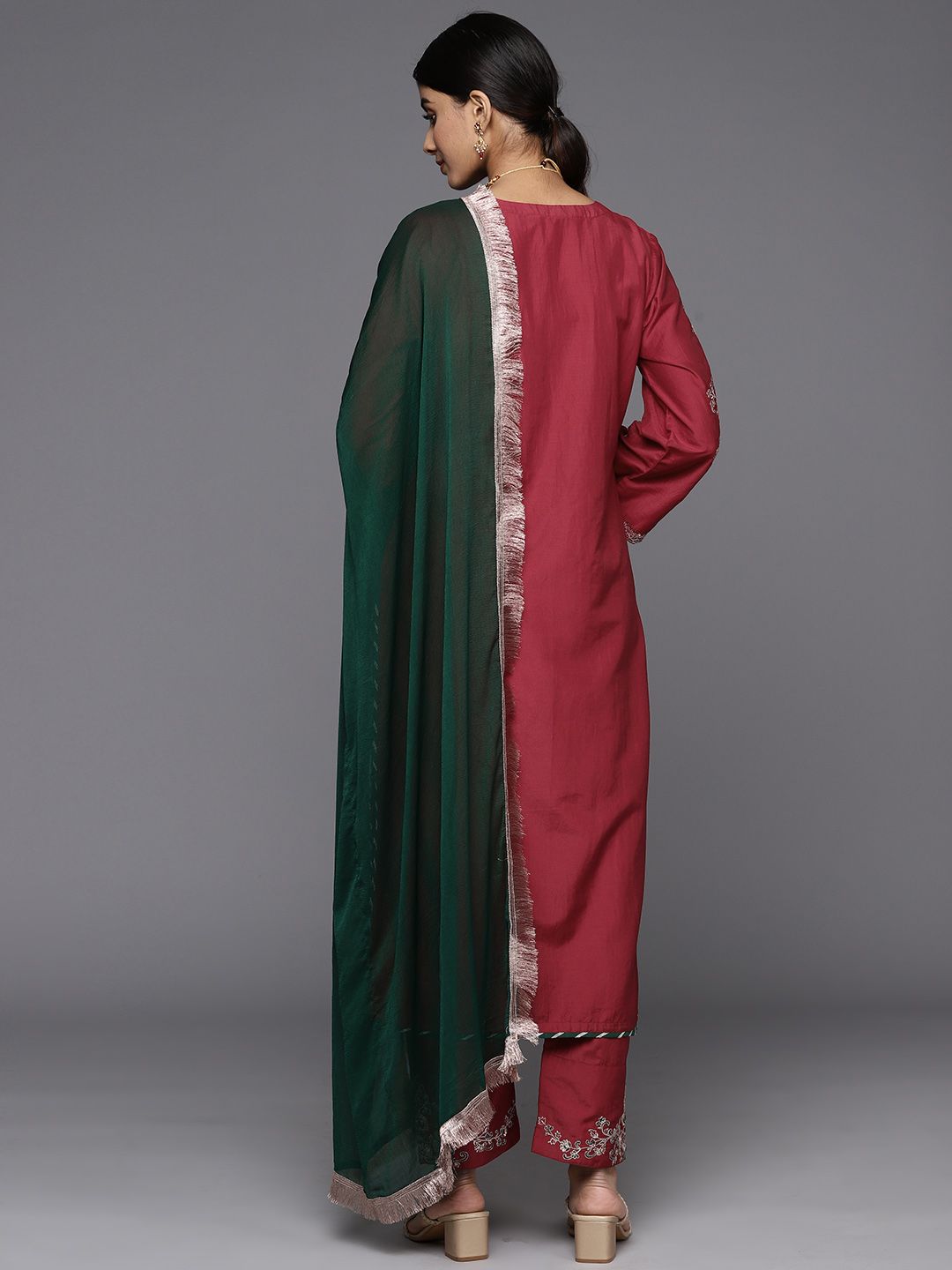 Dhiyona VA Women's Floral Zari Embroidered Kurta with Trousers and Dupatta