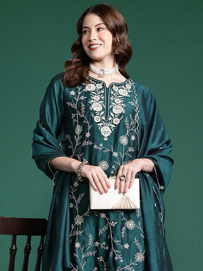 Indyancart IE Women Embroidered Straight Kurta Set