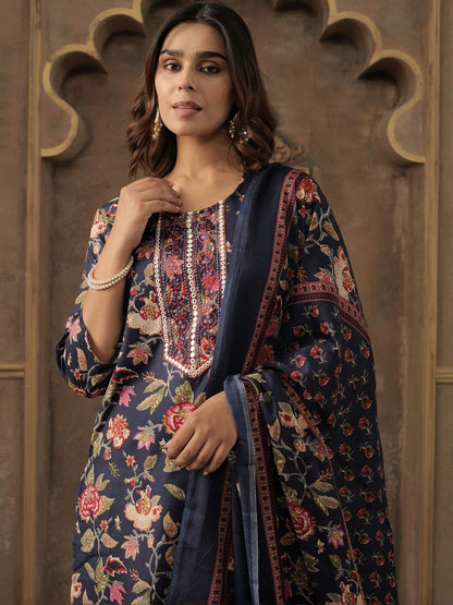 Women Floral Printed Kurta with Trousers & Dupatta