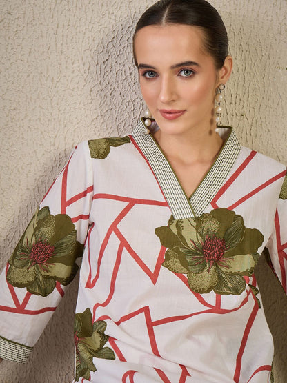 Indyancart IE Floral Printed V-Neck Straight Pure Cotton Kurta With Trousers