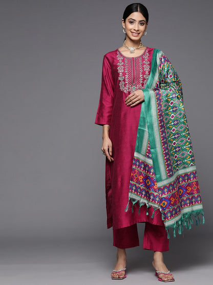Indyancart VA Women'sEthnic Motifs Embroidered Dupion Silk Kurta With Trousers & With Dupatta