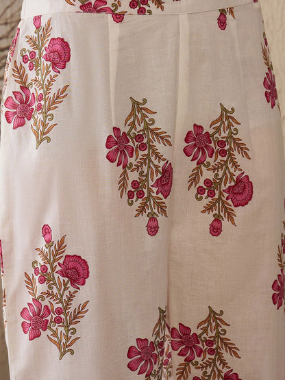 Women Floral Printed Regular Pure Cotton Kurta with Trousers