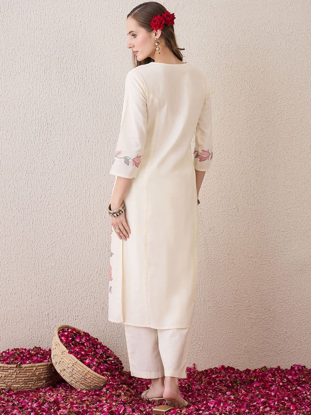 Indyancart IE Floral Printed Round Neck Pure Cotton Straight Kurta With Trouser