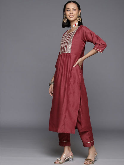 Dhiyona VA Women'sEthnic Motifs Yoke Design Zari Sequined Kurta with Trousers & Dupatta