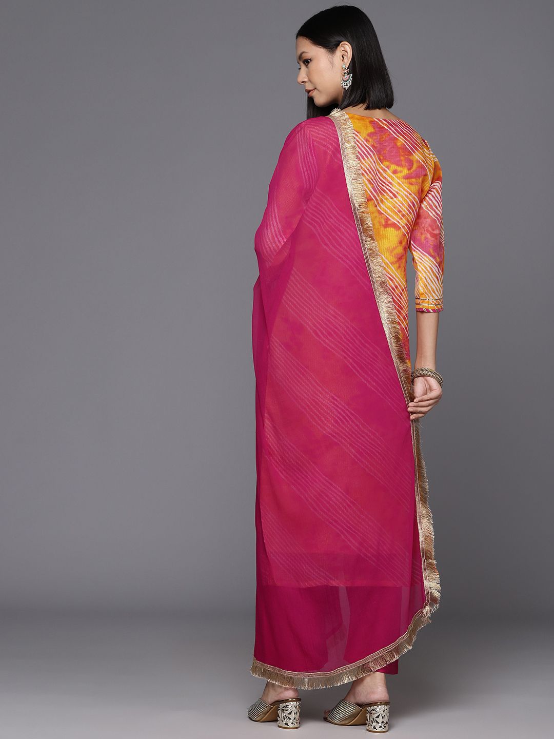 Indyancart VA Women's Leheriya Printed Straight Kurta with Trousers & Dupatta