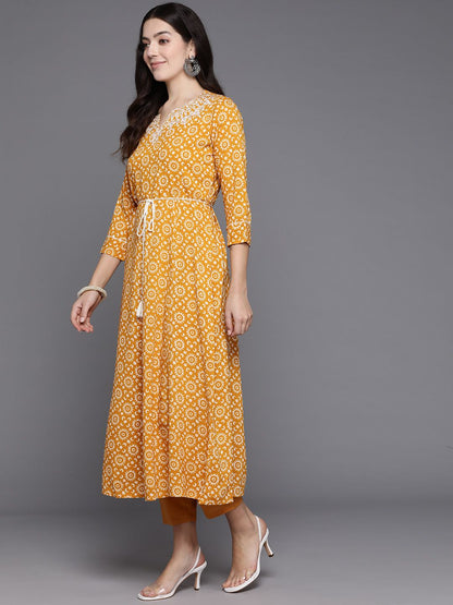 Indyancart IE Women Ethnic Motifs Printed Thread Work A-Line Kurta
