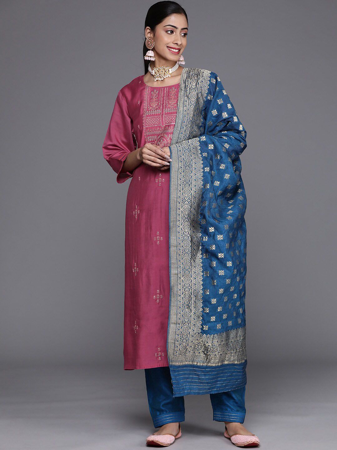 Indyancart VA Women's Pink Zari Resham Embroidered Winter Kurta with Trousers & Dupatta