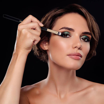 Colors Queen Flat Tip Eyeshadow Brush