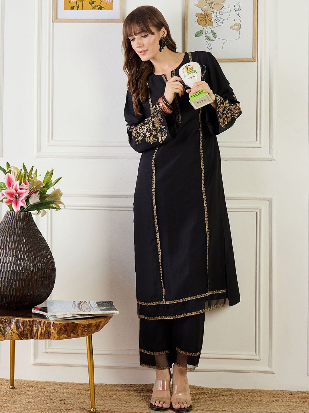 Dhiyona IE Embroidered Round Neck Top With Trousers Co-Ords
