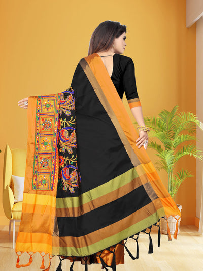 Indyancart RV Women's Cotton Silk Heavy Kutchi Work With Peacock Design Embroidered Saree  ( KVD861 )