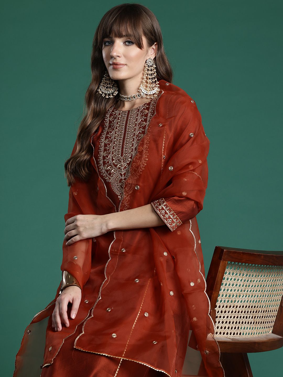 Indyancart IE Ethnic Motifs Embroidered Liva Kurta with Trousers & With Dupatta