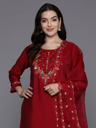 Indyancart IE Floral Embroidered Regular Thread Work Kurta with Trousers & Dupatta