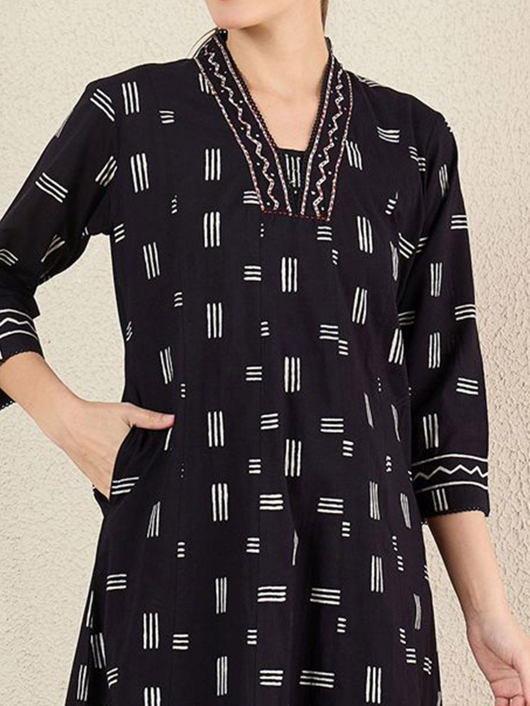 Women Striped Cotton Kurta with Trousers & Dupatta