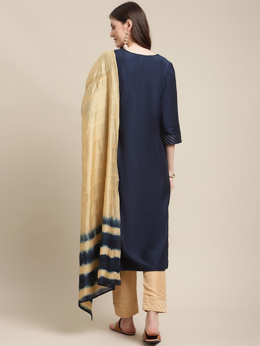 Indyancart VA Women's Navy Blue Floral Embroidered Kurti Set With Dupatta