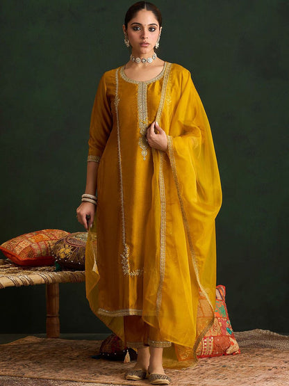 Dhiyona IE Ethnic Motifs Embroidered Sequinned Kurta With Trousers & Dupatta