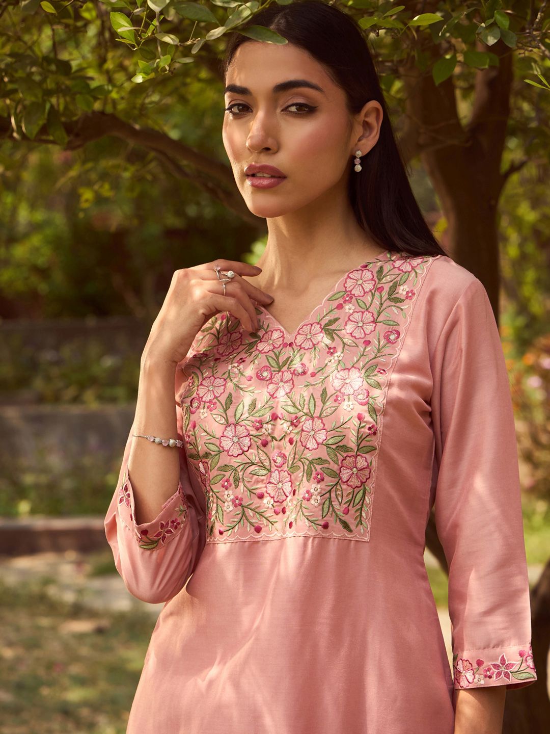 Indyancart IE V Neck Floral Embroidered Thread Work Kurta with Trouser & Dupatta